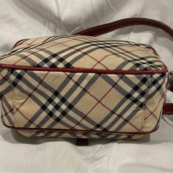 Authentic Burberry Blue Label 10"L x 4"W x 8"H Bag Crossbody - Picture 5 of 10